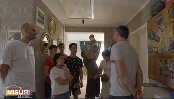 Îl mai țineți minte pe Ionuț Filip? Omid și Dragoș Bucur, vizită la o casă renovată de Visuri la cheie în 2021! Cum arată în prezent