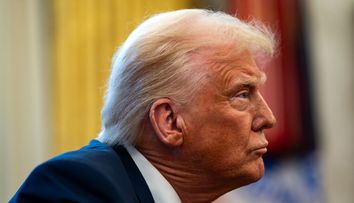 Gluma proastă făcută de Donald Trump, când a fost întrebat de dezastrul aviatic din Washington, în care au pierit mai mult de 60 de oameni