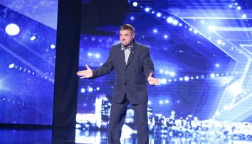 Andi Moisescu: 