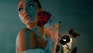 Sonja, fostă concurentă la Vocea Olandei, a lansat melodia „Runaway”