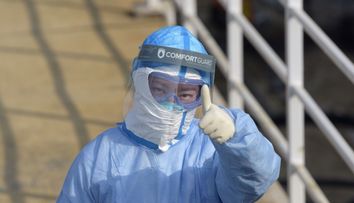 Numărul persoanelor infectate cu noul coronavirus a scăzut incredibil în China: sub 1.000 de cazuri active