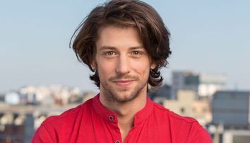 INTERVIU Paul Diaconescu, despre experiența sa în Ferma. Orășeni vs Săteni. 