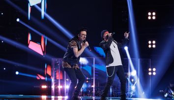 Confruntări Vocea României, 14 noiembrie 2025. Cel mai așteptat moment al serii este aici! Haris Zindani și Adrian Cârciova au combinat piesa lui Bruno Mars cu cea a lui Johnny Romano, „Na janau”, iar rezultatul a fost de senzație. Cu cine a mers mai departe Irina Rimes