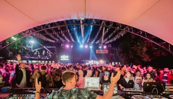 Electric Castle 2021 | 250 de artiști din 23 de țări vor urca pe cele 15 scene ale festivalului