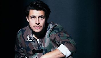 VIDEO Sebastian Seredinschi a lansat piesa 
