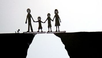 Viata inainte si dupa divort in numai 7 poze. Cum arata si ce inseamna cu adevarat aceasta problema in viata de familie