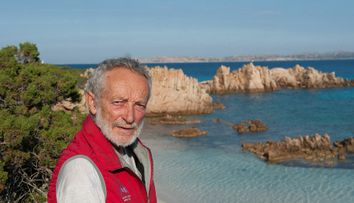 Povestea bărbatului care a trăit 32 de ani singur pe o insulă. Cine a fost Mauro Morandi, supranumit „Robinson Crusoe al Italiei”