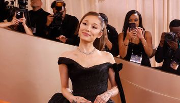 După ce s-a despărțit de bărbatul care ”a divorțat-o”, Ariana Grande s-a întors la fostul ei iubit. Ce controversă au stârnit acum 10 ani, când au devenit prima oară un cuplu