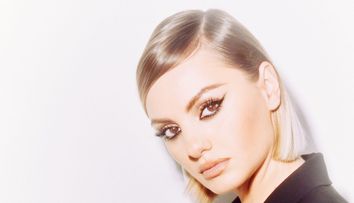 Alexandra Stan, primul concert live după o pauză de un an