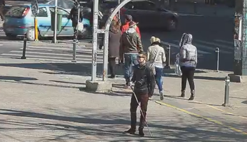 Cum e sa fii orb pentru o zi in Bucuresti. Un experiment social cu final neasteptat