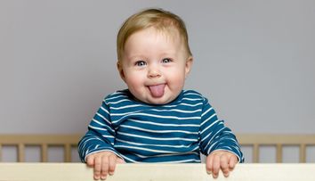 Nume de copii unisex care vor ramane in tendinte in perioada urmatoare. Ce alegere poti face pentru bebelusul tau