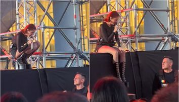 Lidia Buble și-a surprins fanii în timpul unui concert. Ce a putut să îi spună unui jandarm, înainte de a-și începe piesa. Gestul ei a stârnit un val de reacții în mediul online