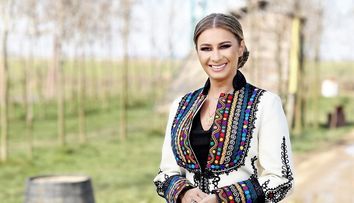Gospodar fara pereche debuteaza in aceasta seara cu o surpriza pentru telespectatori. Bucurosi de oaspeti?