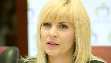 Elena Udrea a plâns în fața judecătorilor. Când va afla dacă scapă de închisoare