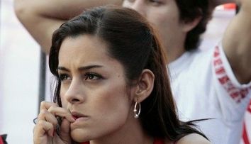 Larissa Riquelme, muza super sexy a Mondialului, are cantec de succes pe net! FOTO si VIDEO