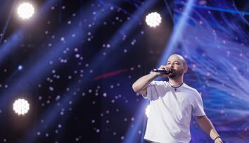Nicu Florea a revenit pe scena Românii au talent, iar ce a urmat i-a lăsat pe toți mască. Andi Moisescu l-a aplaudat în picioare: „Deci astea sunt cele două momente care o să rămână veșnic în materie de hip-hop din 15 sezoane”