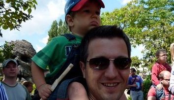 Andi Moisescu si-a retrait copilaria la Euro Disney Paris! Din 20 august, <span style=