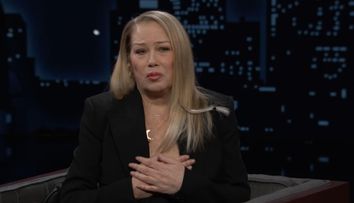 Christina Applegate e în spital de câteva săptămâni. Medicii nu vor să dezvăluie motivul