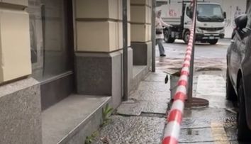 Un afacerist român, găsit fără suflare în fața unui hotel de lux din Milano! Bărbatul a căzut în gol de la peste 10 metri înălțime! Incredibil ce au descoperit polițiștii în camera unde era cazat