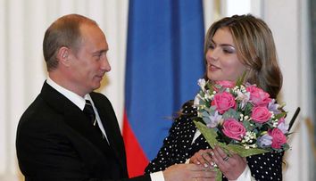 Un site anti-Kremlin a făcut publice primele imagini cu fiul secret al lui Vladimir Putin și al fostei gimnaste Alina Kabaeva: „Probabil cel mai singuratic băiat din Rusia”
