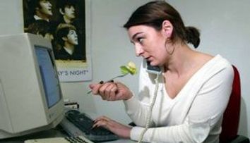 Muncesti mai cu spor daca iti iei pauza de masa! Afla de ce!