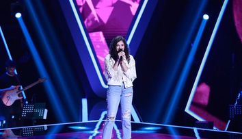 Vocea României, sezonul 10: Delia Racu a cucerit inimile antrenorilor cu piesa „Dancing With the Devil”