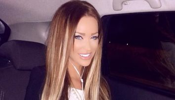 Bianca Dragusanu incearca sa-si pacaleasca prietenii, dar nu-i iese. Ce a facut fosta sotie a lui Victor Slav