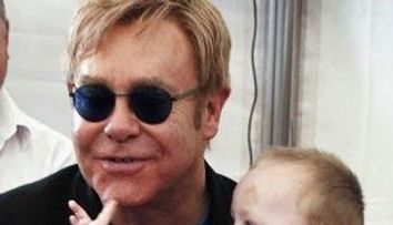 Elton John, incantat de meseria de parinte: 