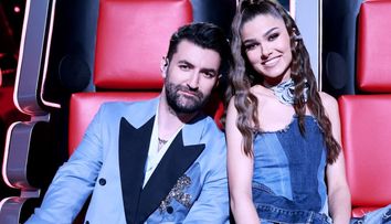 Smiley, detalii exclusive din culisele show-ului Vocea României. Cum este să împartă scaunul cu Theo Rose