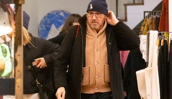 După o perioadă marcată de scandaluri, actorul distins cu două Oscaruri revine în prim-plan la Festivalul de la Cannes