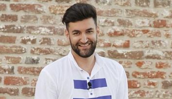 Ce au Smiley si Bon Jovi in comun? Vezi 2 fotografii surprinzatoare: