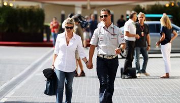Soţia lui Schumacher, dezvăluiri despre starea soţului ei! De la accident încoace, familia nu a vorbit despre fostul pilot!
