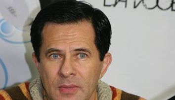 Noi informații de la medici despre starea de sănătate a lui Doru Octavian Dumitru. Artistul trece prin momente de cumpănă, după ce a suferit un AVC