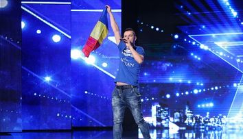 Si-a compus singur piesa pe care a cantat-o in fata juratilor de la Romanii au talent. Mesajul transmis