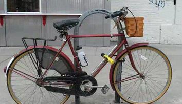 In cat timp se fura o bicicleta de pe o strada din New York: experiment VIDEO