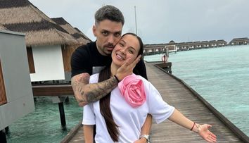 Vlăduța Lupău a plecat în vacanță, într-o destinație de lux. Artista și soțul ei au fost nevoiți să anuleze vacanța, după ce fiul lor s-a îmbolnăvit
