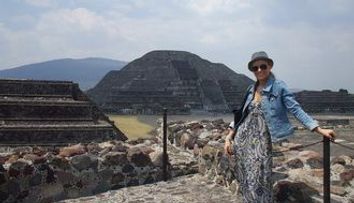 Laura Cosoi a vizitat in Mexic 
