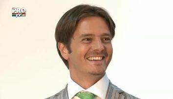 Mihai Petre: 