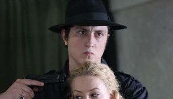 <span>Ramona Hanganu amenintata cu pistolul</span>