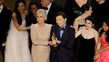 „Everything Everywhere All at Once” a fost desemnat cel mai bun film la Gala Premiilor Oscar 2023