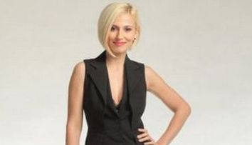 Dana Rogoz: 