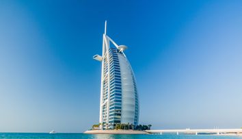 Burj Al Arab se închide. Motivul pentru care celebrul hotel-simbol din Dubai își suspendă activitatea