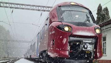 Cum arată și pe ce rută va circula primul tren cumpărat de România în ultimii 20 de ani - VIDEO