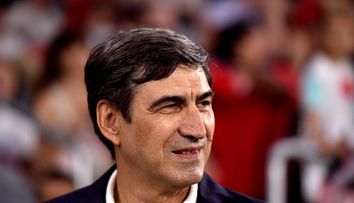 Fotografie rară cu soția și fiica lui Victor Pițurcă! Ce poză a postat pe Instagram Alex, fiul antrenorului