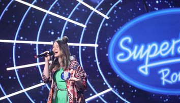 Antonia Nicolau i-a cucerit în unanimitate pe jurații SuperStar cu inflexiunile vocii sale: 