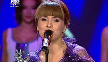 Oana Brutaru a venit la Vocea Romaniei intr-o tinuta <span style=