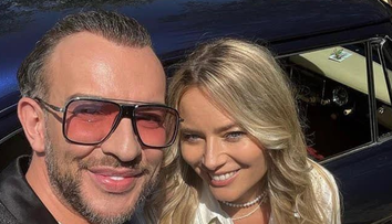 Laura Cosoi, îndurerată de moartea lui Stephan Pelger. Vedeta a izbucnit în lacrimi la slujba de comemorare a creatorului de modă