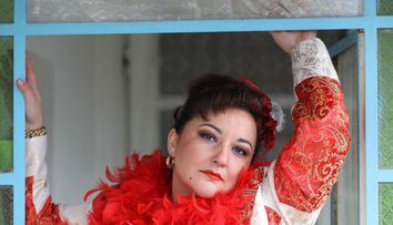 Dalida a intrat în depresie din cauza lui Dorel. Motivul? Un buchet de mireasă!