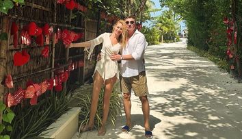 Cristi Borcea și Valentina Pelinel, imagini romantice din Maldive. De ziua lui, omul de afaceri a petrecut într-un peisaj exotic