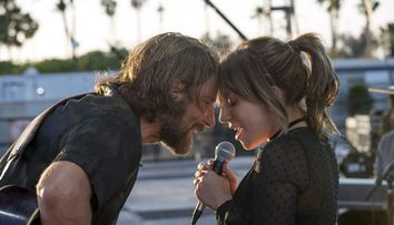 Lady Gaga și Bradley Cooper, live pe scenă pentru prima dată după apariția în filmul A Star is born